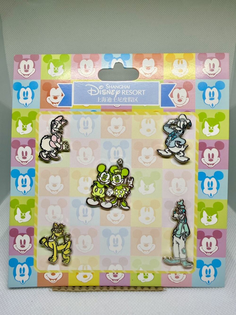 Disney Pins 5-piece Pastel Shanghai Spring Disney Resort Pin Trading Set